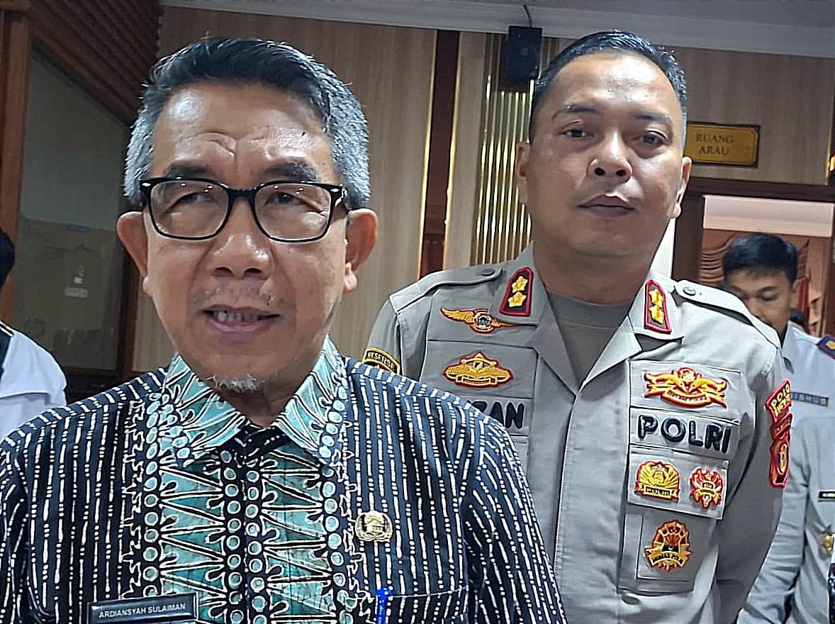 bupati-kutim-perintahkan-sidak-total-stok-nataru-waspada-kelangkaan-sembako-dan-bbm