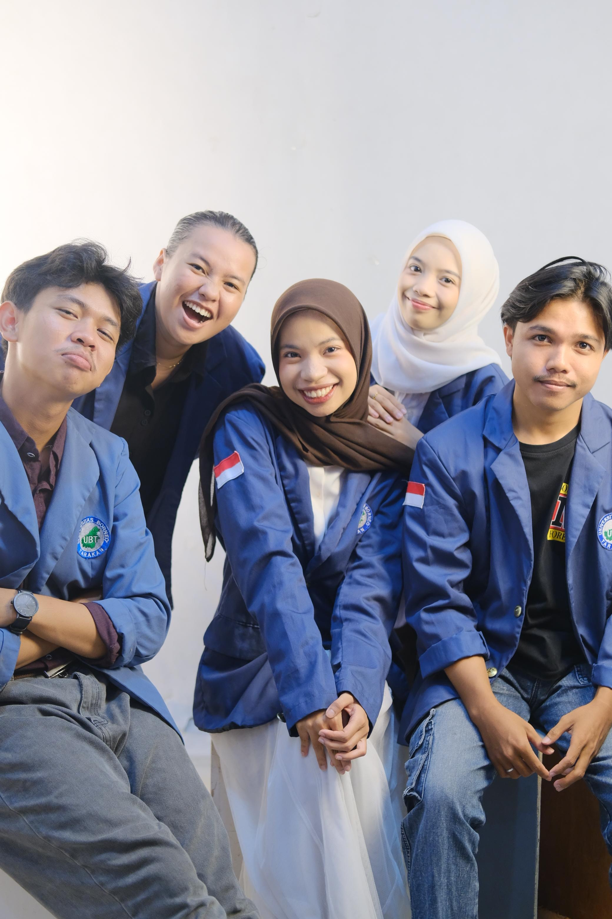 pkm-pm-universitas-borneo-tarakan-hadirkan-solusi-pengelolaan-limbah-botol-plastik-budidaya-rumput-laut-melalui-inovasi-paving-block